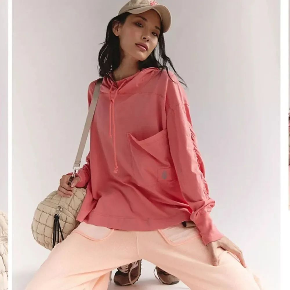 Free People Movement HOT SHOT HOODED LAYER Pullover - HIBISCUS